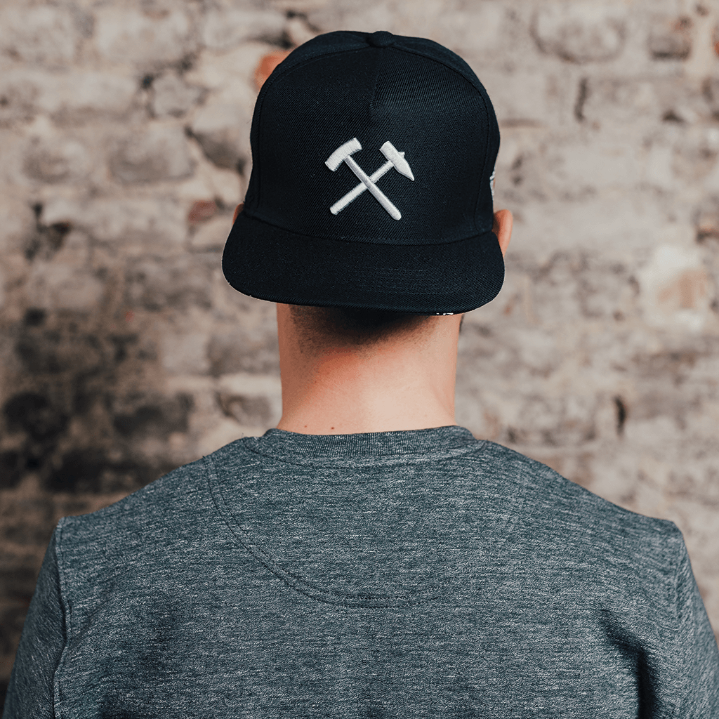 Mallets and Irons Snapback - Black White 
